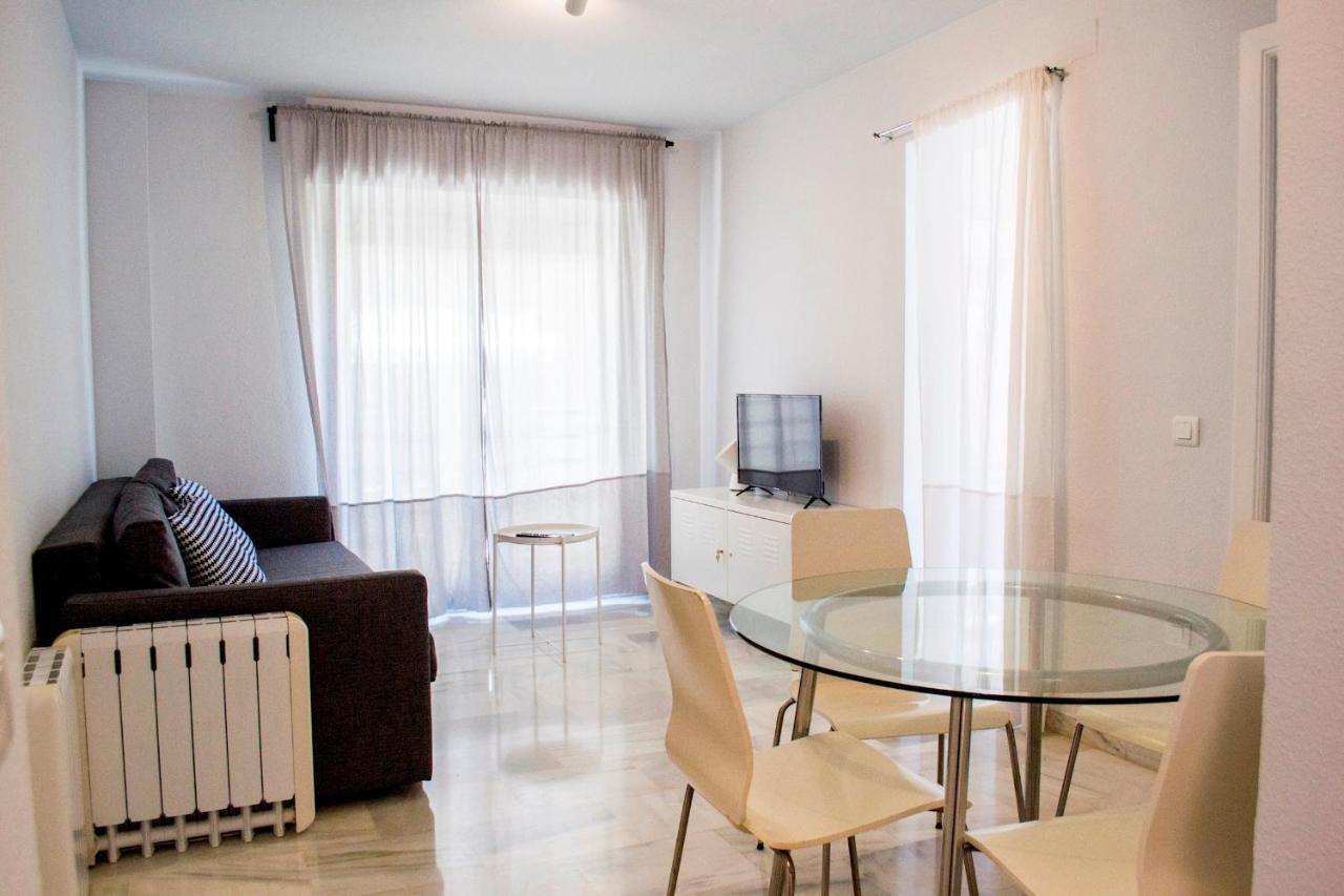 Pedregalejo Apartament Malaga Bagian luar foto